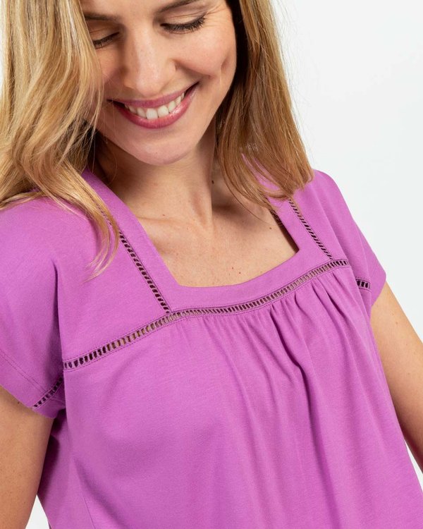T-shirt uni manches courtes encolure carré T-shirt uni manches courtes encolure carré