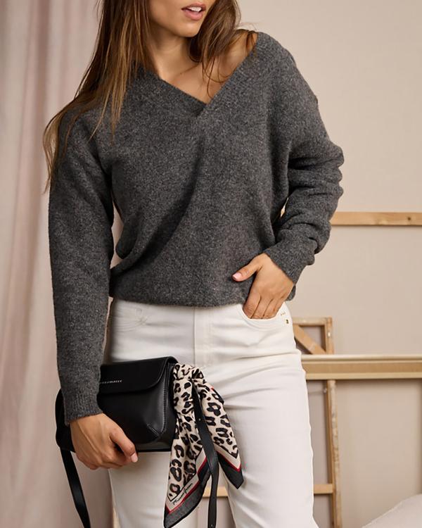 Pull col v gris