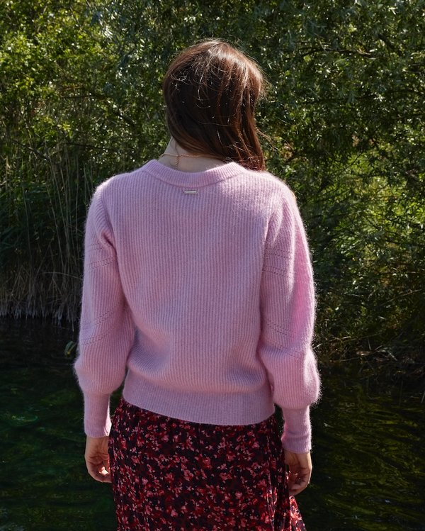 Pull col rond uni maille ajourée laine mohair rose Pull col rond uni maille ajourée laine mohair rose
