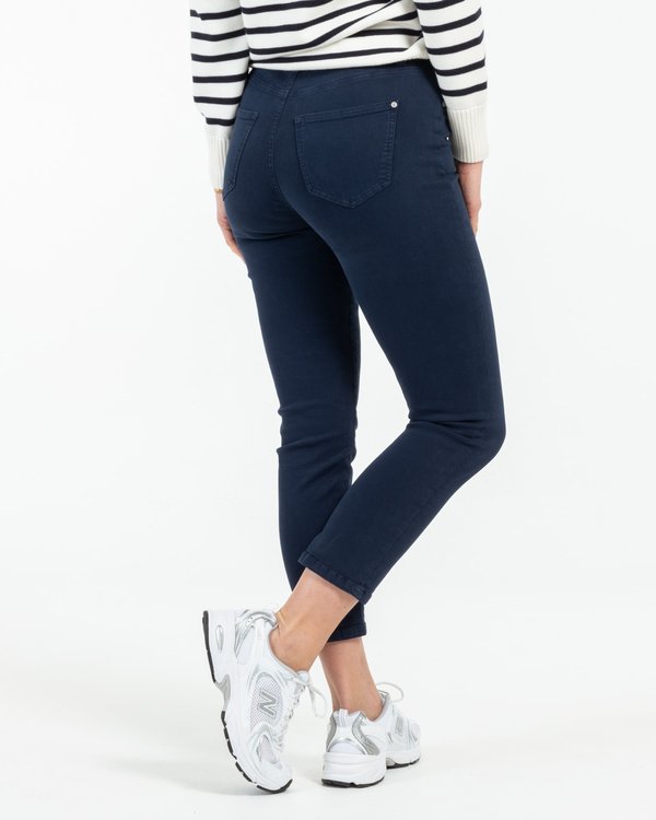 Pantacourt slim uni longueur 7/8 en coton bleu Pantacourt slim uni longueur 7/8 en coton bleu