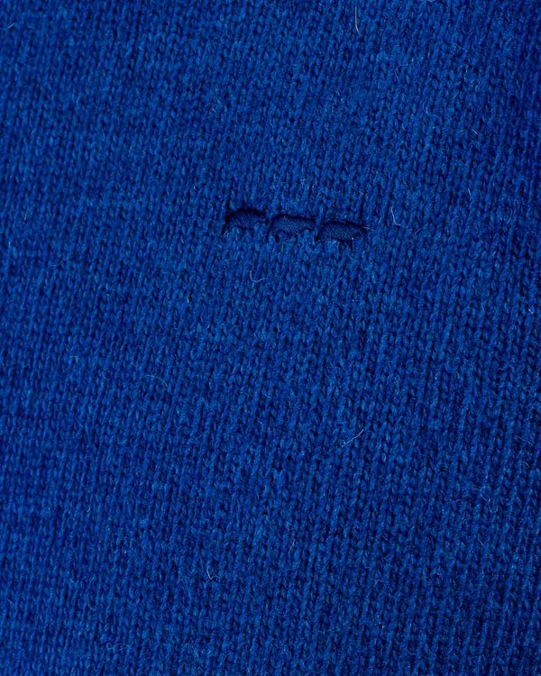 Pull à col rond tricoté manches longues en laine mérinos bleu Pull à col rond tricoté manches longues en laine mérinos bleu
