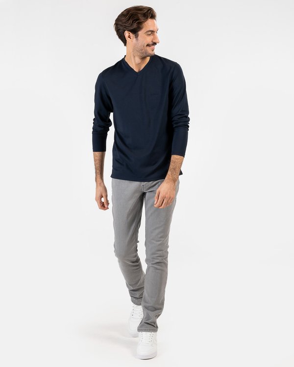 T-shirt col V uni à manches longues broderie trois vaches bleu T-shirt col V uni à manches longues broderie trois vaches bleu