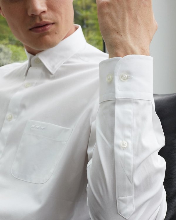 Chemise manches longues unie classique en coton blanc