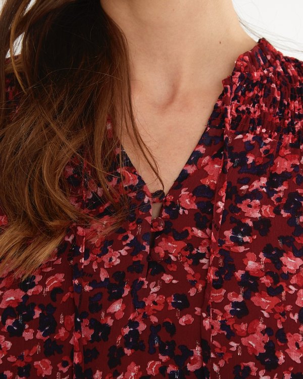 Blouse imprimée à fleurs manches ballons épaules smockées rouge Blouse imprimée à fleurs manches ballons épaules smockées rouge