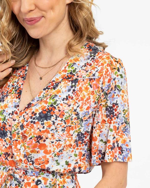 Robe courte imprimée motif champêtre Robe courte imprimée motif champêtre