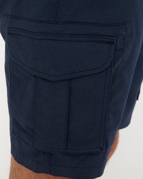 Bermuda faux uni à micro motifs en coton bleu Bermuda faux uni à micro motifs en coton bleu