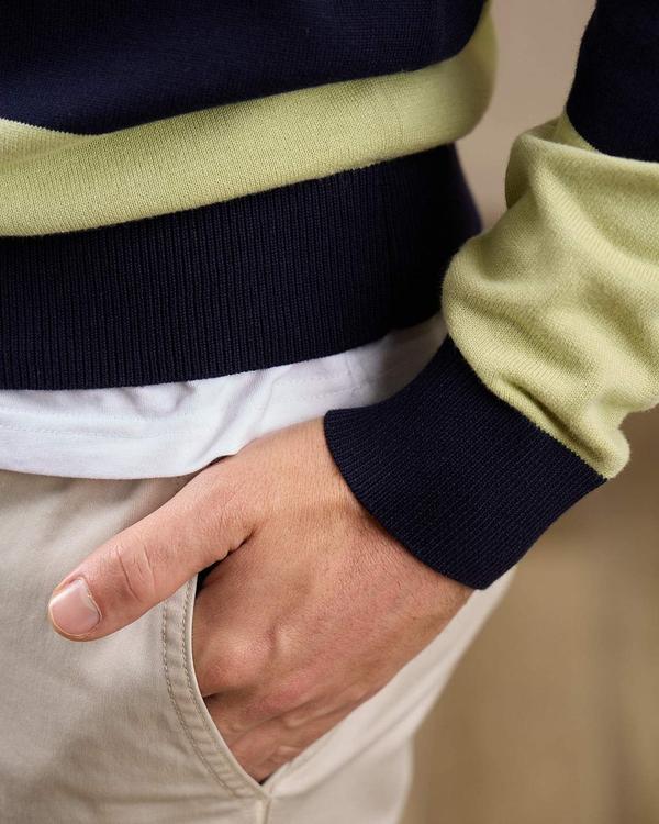 Pull rugby rayé vert