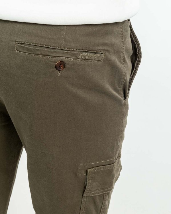 Pantalon uni coton et élasthanne vert Pantalon uni coton et élasthanne vert