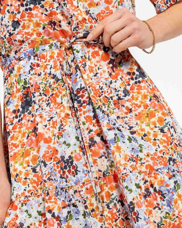 Robe courte imprimée motif champêtre Robe courte imprimée motif champêtre