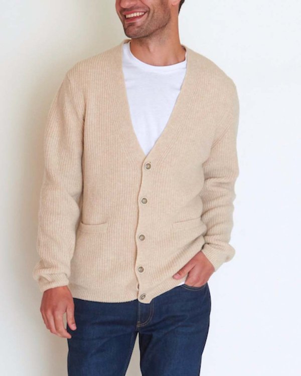 Cardigan chaud côte anglaise boutonné à col V beige Cardigan chaud côte anglaise boutonné à col V beige