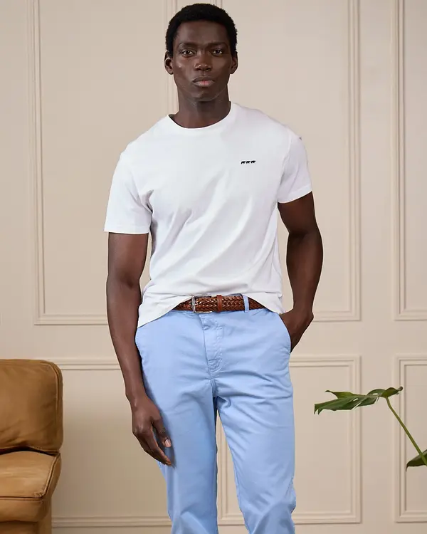 Chino coupe ajustée bleu