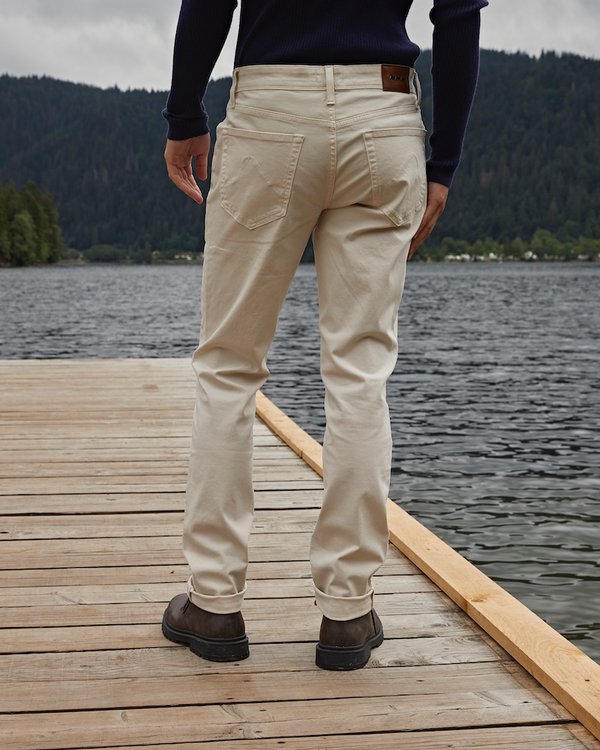 Pantalon coupe modern fit 5 poches matière confort blanc