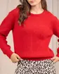 Pull aux détails ajourés rouge
